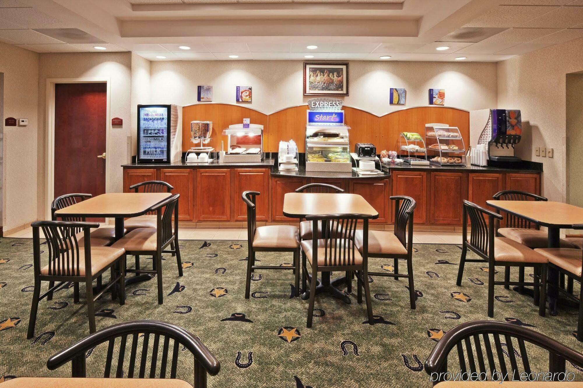 Holiday Inn Express Hotel And Suites Mesquite By Ihg Екстер'єр фото