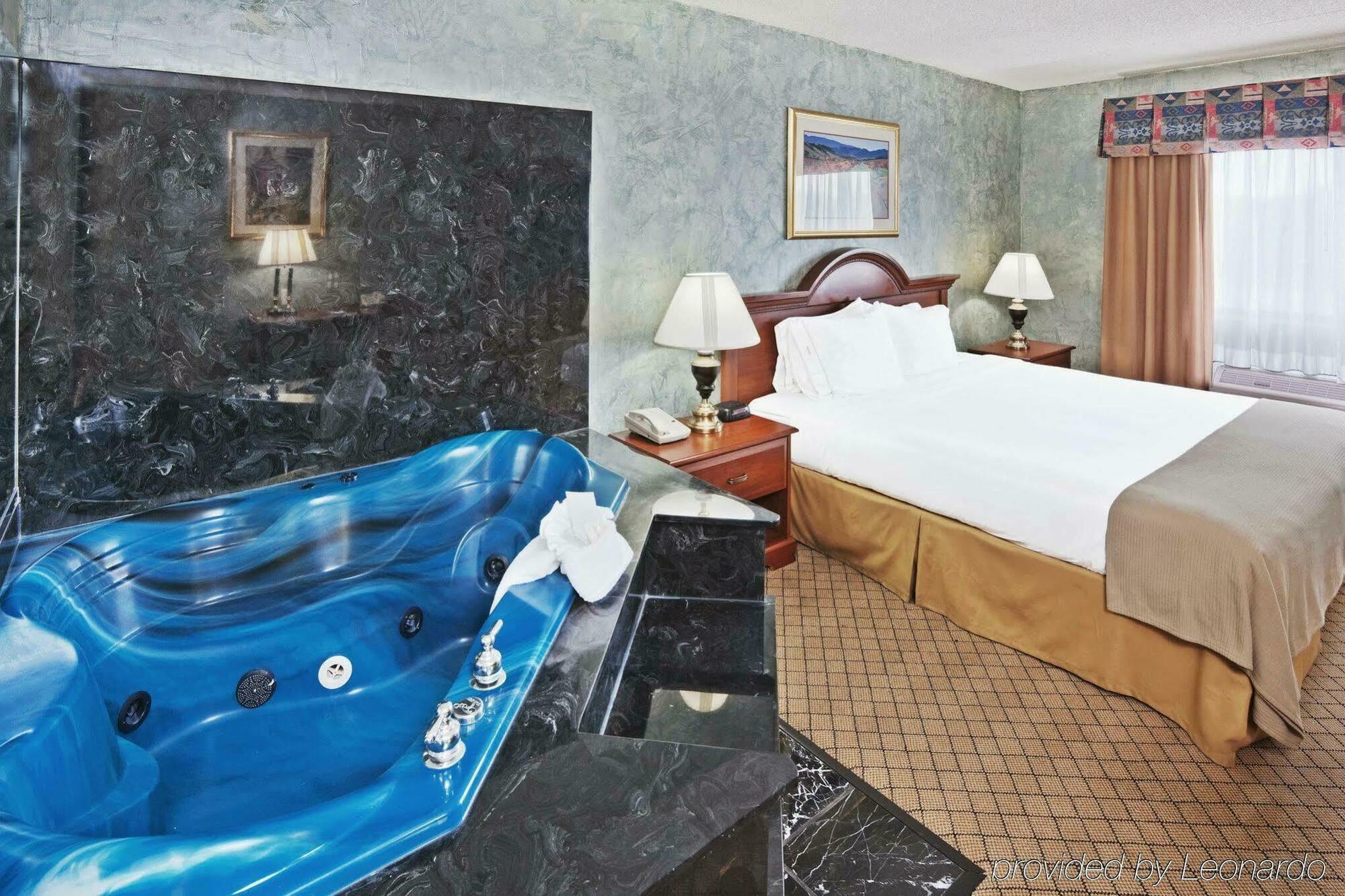 Holiday Inn Express Hotel And Suites Mesquite By Ihg Екстер'єр фото