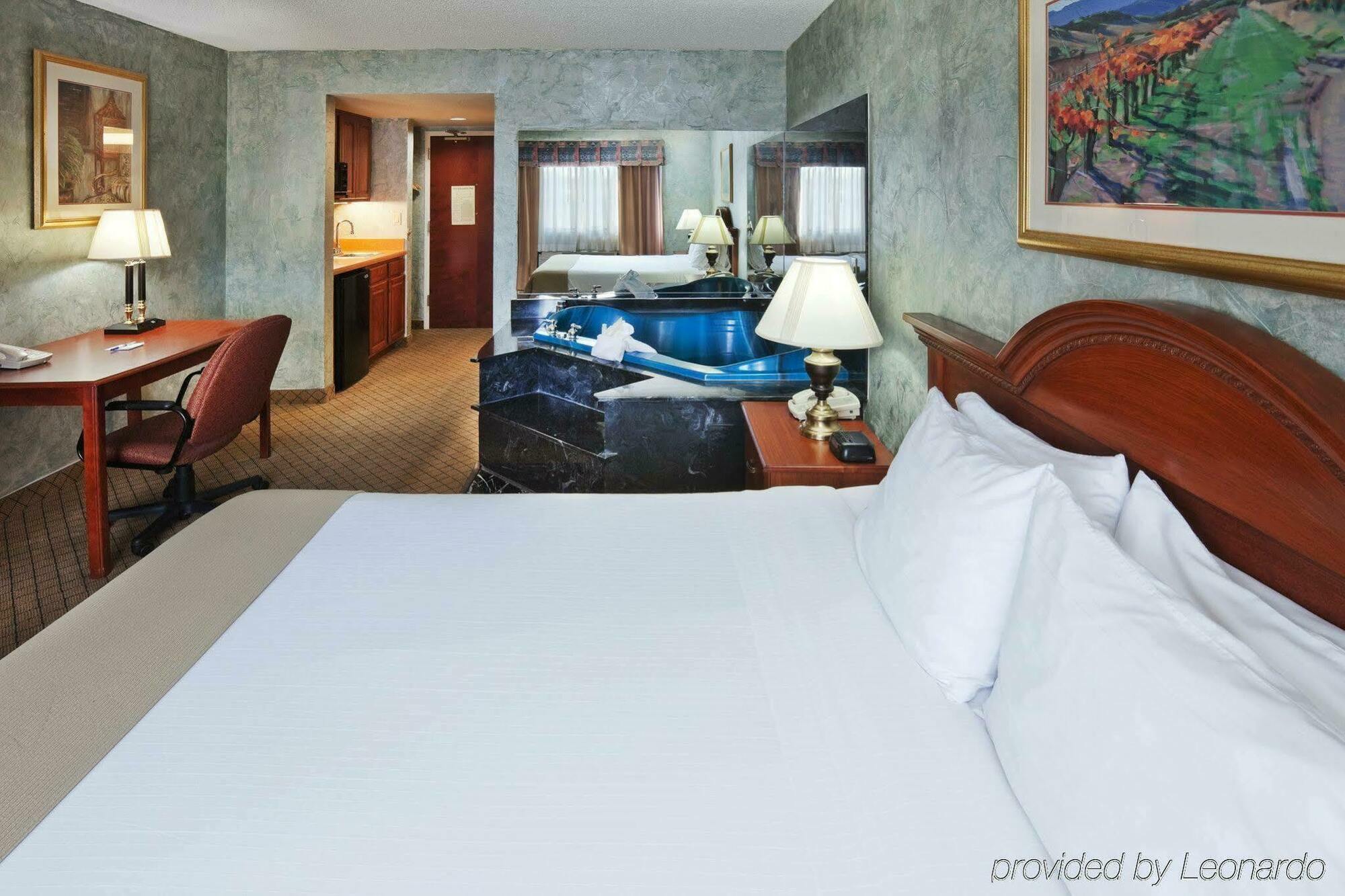 Holiday Inn Express Hotel And Suites Mesquite By Ihg Екстер'єр фото